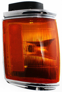 Corner Light Assembly for 1987-1988 Toyota Pickup, Left Driver, Excluding Base Models, with Chrome Trim, RWD (Rear-Wheel Drive), Replacement