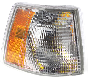 1993 - 1997 Volvo 850 Side Marker Light Assembly Replacement / Lens Cover - Front Right Passenger Side