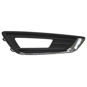 2015 - 2018 Ford Focus Fog Light Trim - Right Passenger