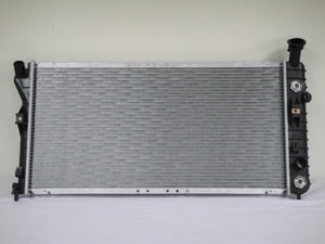Radiator Assembly for 2000 - 2002 Buick Regal, 3.8L V6 Naturally Aspirated, with Metric Threads, Can Use GM3010428,  52478254, Replacement