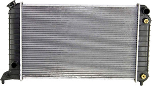 Radiator for Chevrolet S10 Pickup 1994-2003, 4-Cylinder Engine, with Standard Duty Cooling System, Replacement