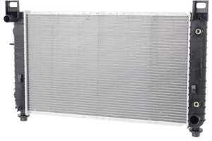 Radiator for Chevrolet Silverado/GMC Sierra 1500 1999-2004, 4.3L Engine, Replacement