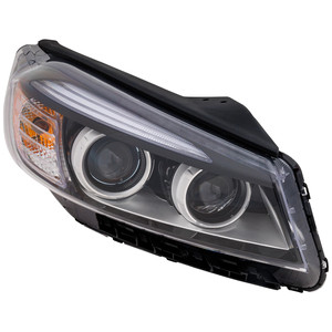 2016 - 2018 Kia Sorento Headlight Assembly - Right Passenger