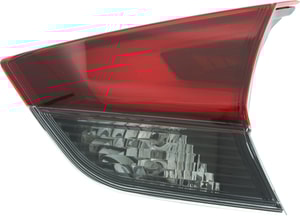 2017 - 2020 Nissan Rogue Tail Light Rear Lamp - Right Passenger