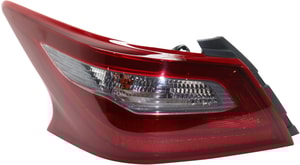 2018 - 2018 Nissan Altima Tail Light Rear Lamp - Left Driver