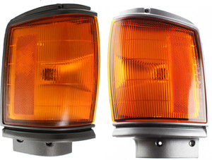 Corner Light Assembly Pair/Set for 1987-1988 Toyota Pickup, Right Passenger and Left Driver, Replacement