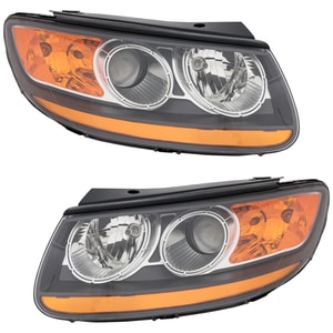 Pair/Set - Headlight Assembly for Hyundai Santa Fe 2007-2009, Right Passenger and Left Driver, Halogen, with 1 Plug-In Connector, From 7-11-2007, Replacement