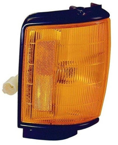 Right Passenger Parking Light Assembly for 1984 - 1986 Toyota Pickup (DLX, DLX Turbo, LN55 DLX, SR5, SR5 Turbo Models), Black Lens Cover,  8161089144, Replacement
