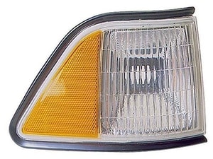 Front Right <u><i>Passenger</i></u> Side Marker Light Assembly for 1992 - 1995 Plymouth Acclaim,  4676022, Lens Cover Replacement