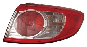 2010 - 2012 Hyundai Santa Fe Rear Tail Light Assembly Replacement / Lens / Cover - Right <u><i>Passenger</i></u> Side Outer