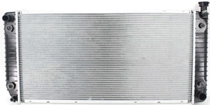 Radiator for Chevrolet C/K 1500 1995-1999, 5.7L Engine with Engine Oil Cooler and Heat Resistant Layer, Replacement