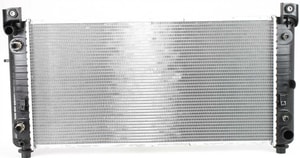 Aluminum Core Radiator for 1999-2006 Silverado, 8 Cylinder, 6.0L Engine, 1-Row Core, with Engine Oil Cooler, Includes 2007 Classic, Replacement