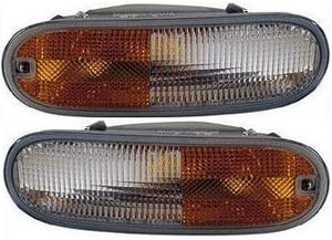 Signal Light Pair/Set for 1998-2005 Volkswagen Beetle, Right <u><i>Passenger</i></u> and Left <u><i>Driver</i></u>, Lens and Housing, Excludes S Model, Replacement