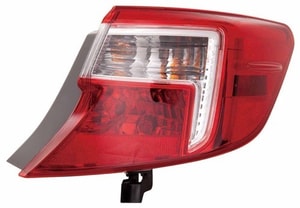 2012 - 2014 Toyota Camry Rear Tail Light Assembly Replacement / Lens / Cover - Right <u><i>Passenger</i></u> Side Outer - (Gas Hybrid)