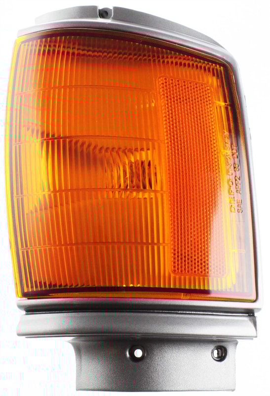Corner Light Assembly for Toyota P/U, 1987-1988, Left (Driver) with Gray Trim, Base Models, RWD (Rear-Wheel Drive), Replacement
