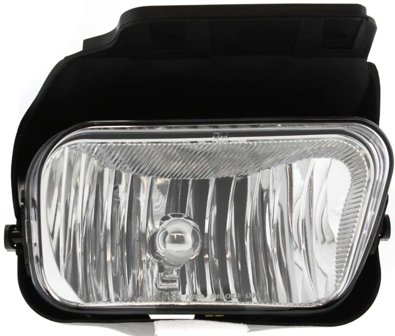 Front Fog Light Assembly for Chevrolet Avalanche 2002-2006, Right (Passenger), without Decor Package, Replacement
