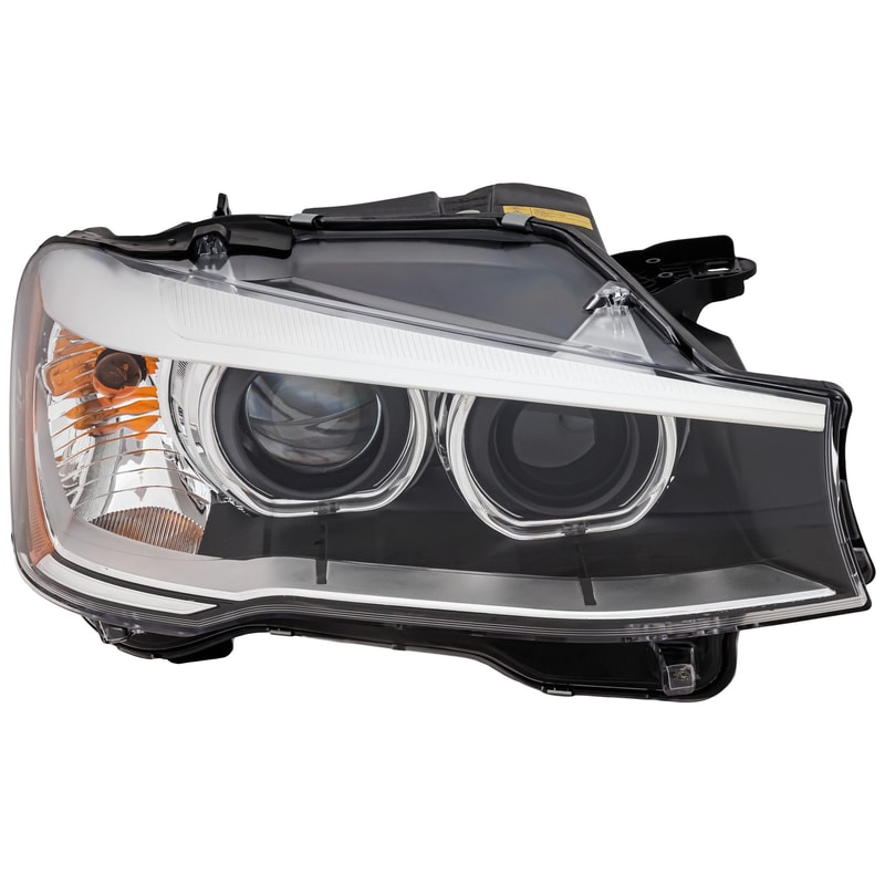 2015 - 2018 BMW X3 Headlight Assembly - Right (Passenger)