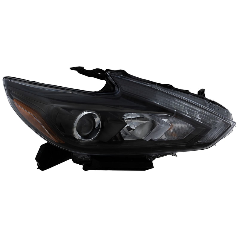 2016 - 2018 Nissan Altima Headlight Assembly - Right (Passenger)