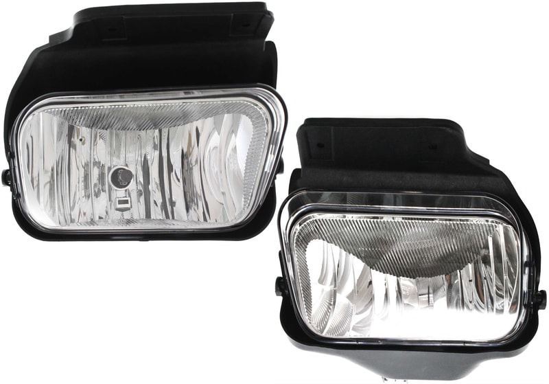 Front Fog Light Assembly Pair/Set for Chevrolet Avalanche 1500 (2004-2006) and Avalanche 2500 (2005-2006), Right (Passenger) and Left (Driver), Replacement