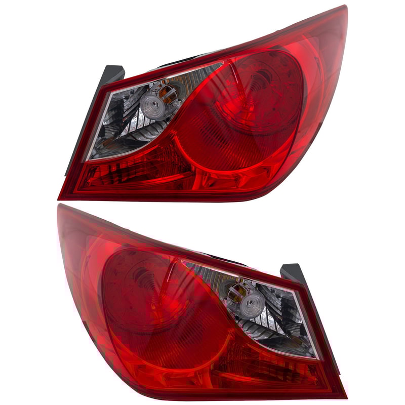 Tail Light Assembly Pair/Set for Hyundai Sonata 2011-2014, Right (Passenger) and Left (Driver), Outer, Bulb Type, Excluding Hybrid Model, Replacement