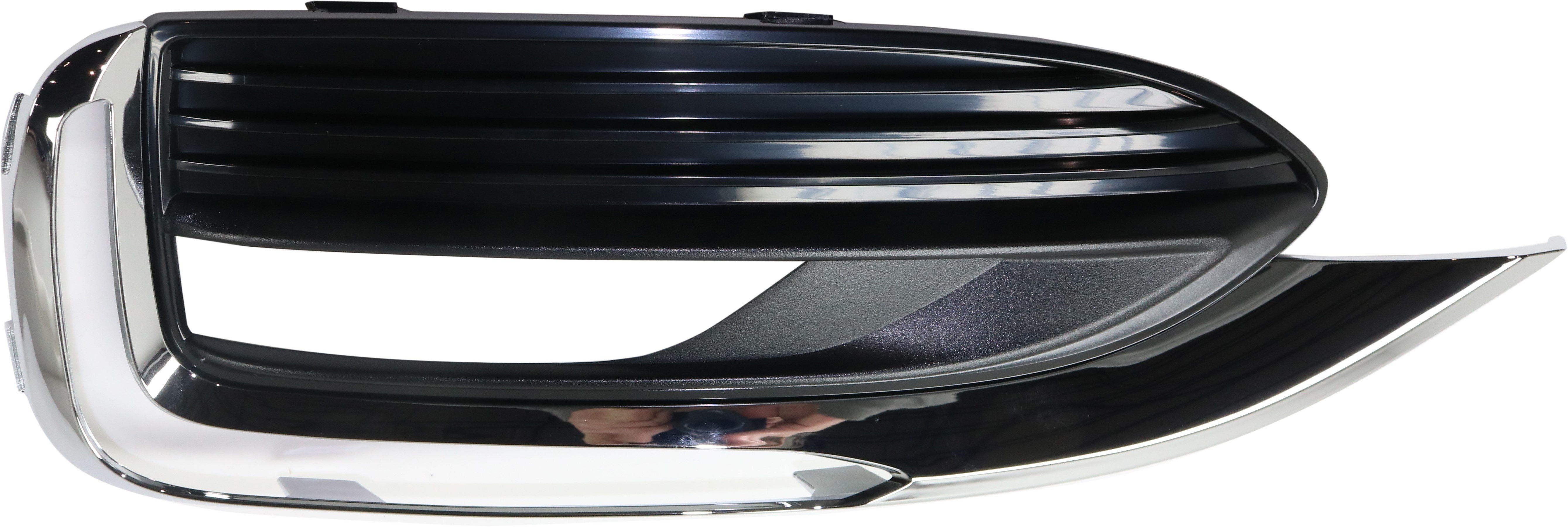 2018 - 2021 Buick Enclave  Fog Light Trim / Bumper Insert - Right (Passenger)