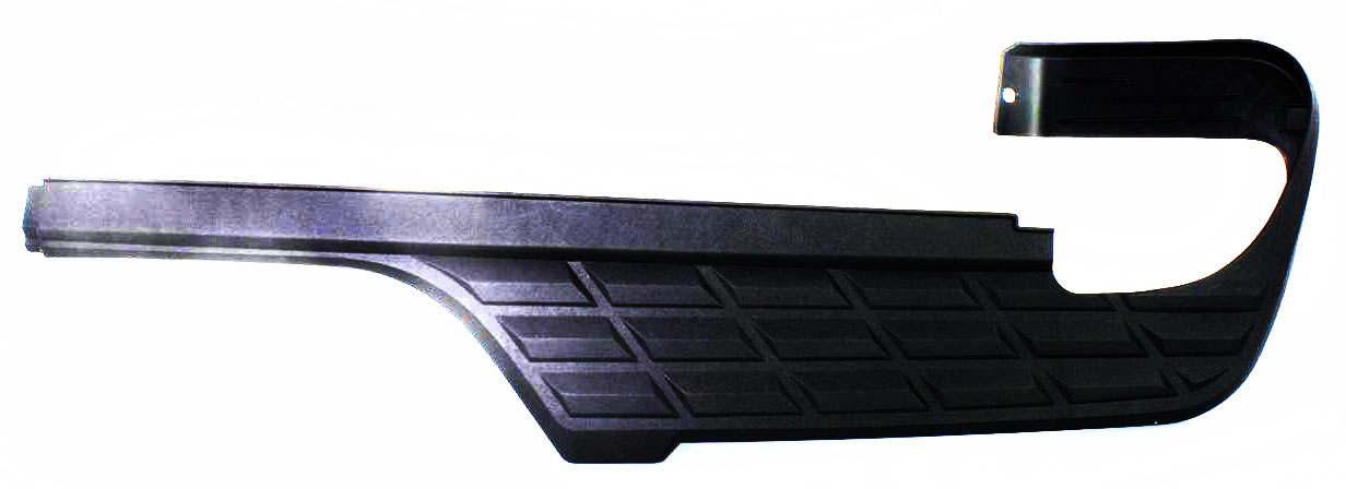 Rear Bumper Step Pad for Chevrolet Silverado 1500 (2007-2013), Right (Passenger) Outer, Black, Excludes 2007 Classic Model, Replacement