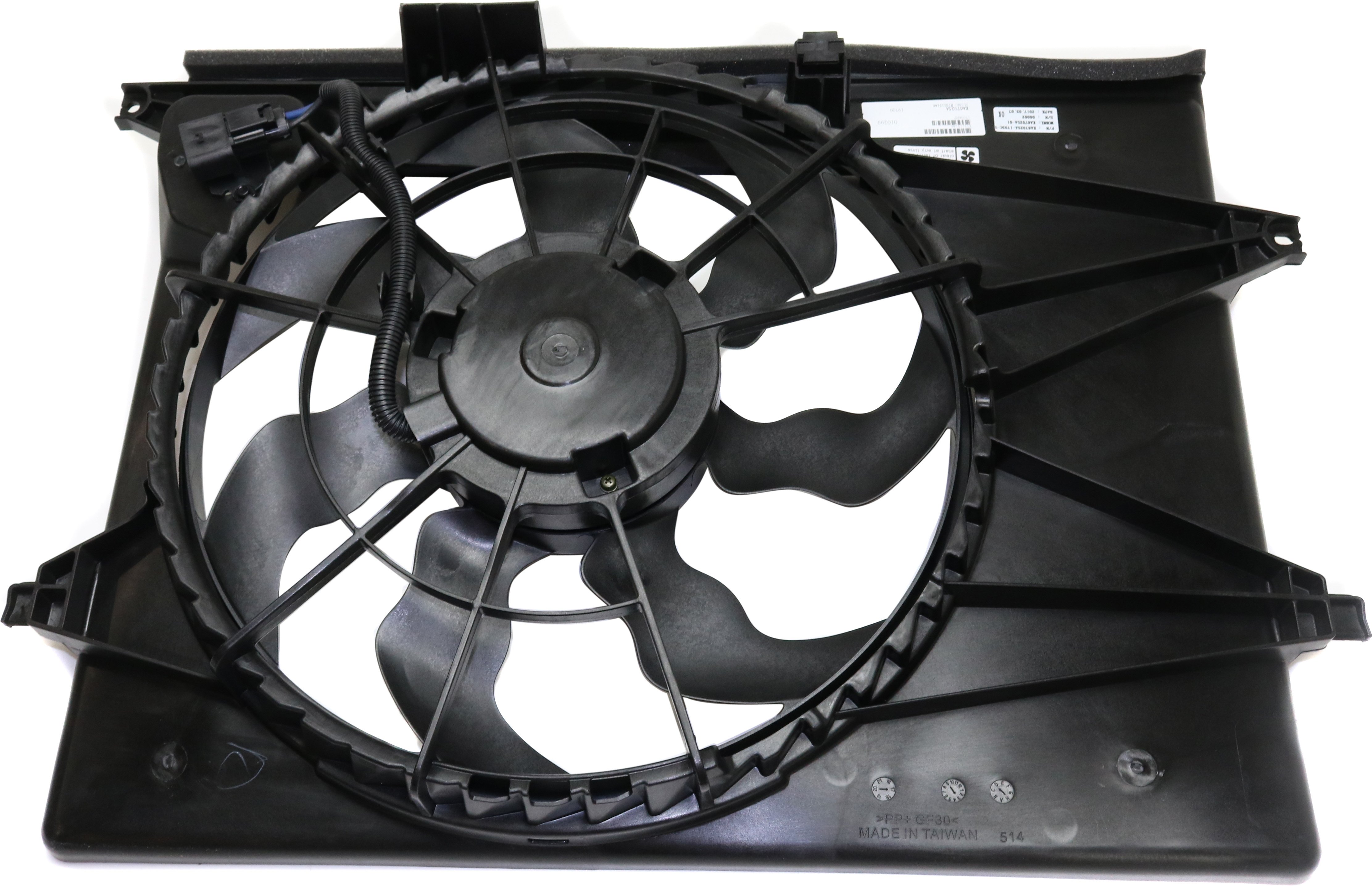 2015 - 2018 Kia Sedona Radiator Cooling Fan Assembly