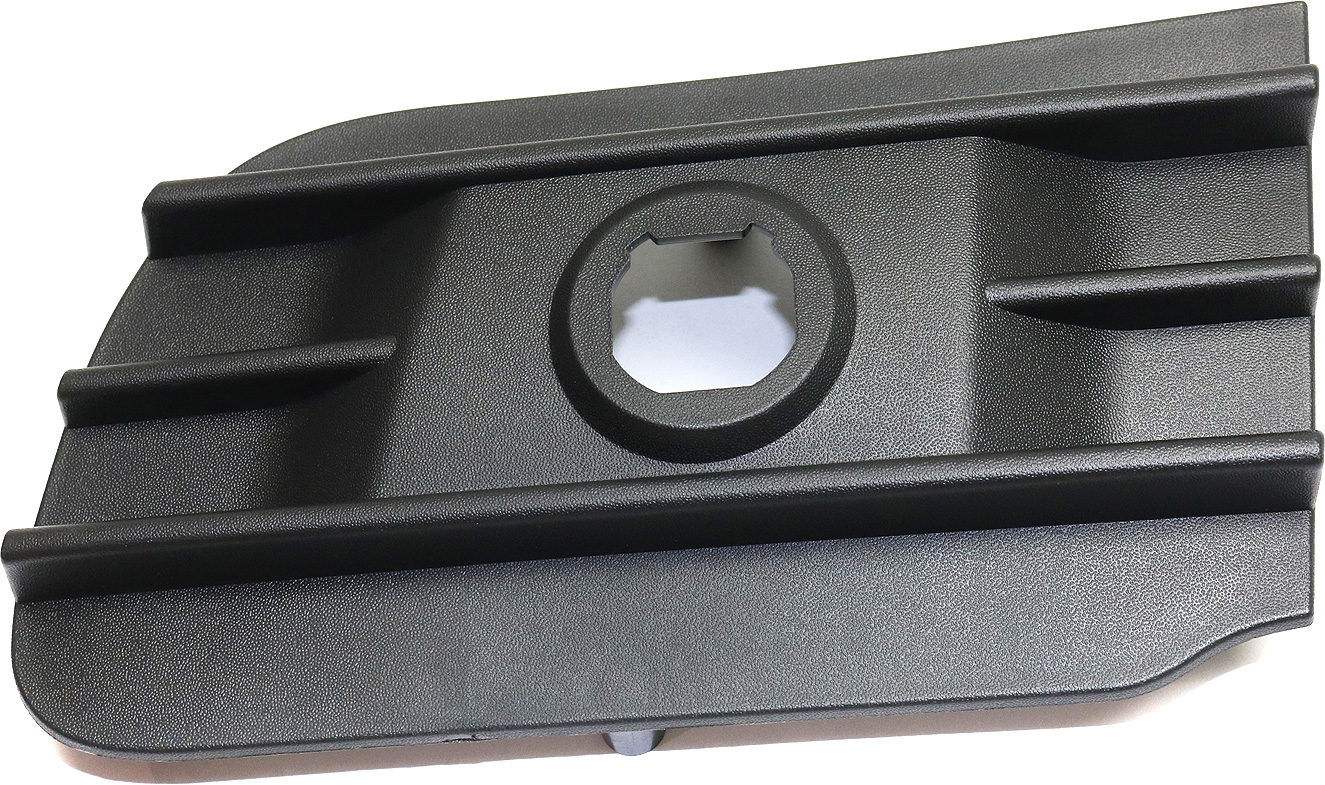 2016 - 2019 Nissan Titan Xd Front Bumper Filler - Right (Passenger)