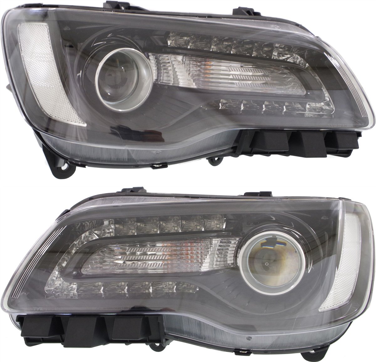Headlight Assembly Pair/Set for Chrysler 300, 2015-2017, Includes Right (Passenger) and Left (Driver) Halogen Lights, Replacement