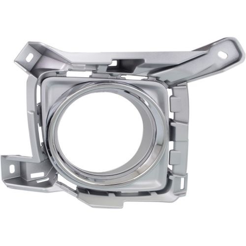 2013 - 2015 Toyota Land Cruiser Fog Light Trim Right (Passenger) Replacement