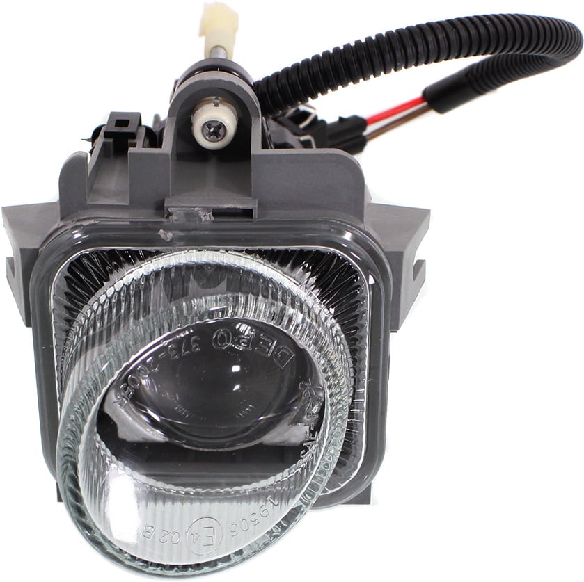 2001 - 2007 Volvo V70 Fog Light Assembly Replacement Housing / Lens / Cover - Right (Passenger) Side - (X/C)