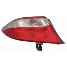 2011 toyota camry tail light bulb replacement