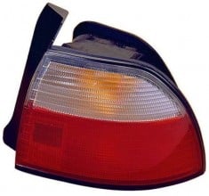 1996 - 1997 Honda Accord Rear Tail Light Assembly Replacement / Lens / Cover - Right (Passenger) Side - (4 Door; Sedan + 2 Door; Coupe)