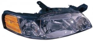 2000 - 2001 Nissan Altima Front Headlight Assembly Replacement Housing / Lens / Cover - Right (Passenger) Side