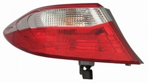 2015 - 2017 Toyota Camry Rear Tail Light Assembly Replacement / Lens / Cover - Left (Driver) Side Outer - (Gas Hybrid + Hybrid LE + Hybrid SE + Hybrid XLE + LE + SE + XLE)