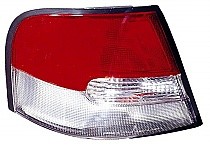 Left (Driver) Rear Tail Light Lens/Housing for 1998 - 1999 Nissan Altima, Limited Edition with Clear Lens,  265590Z425, Replacement