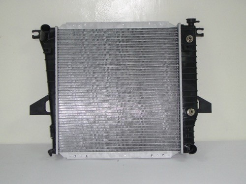1998 - 2001 Ford Ranger Radiator - (2.5L L4) Replacement