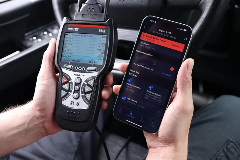 An OBD2 diagnostic scan tool displaying the U0159 trouble code.